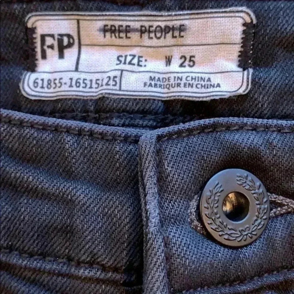 Free People women’s jeans. - Picture 3 of 3